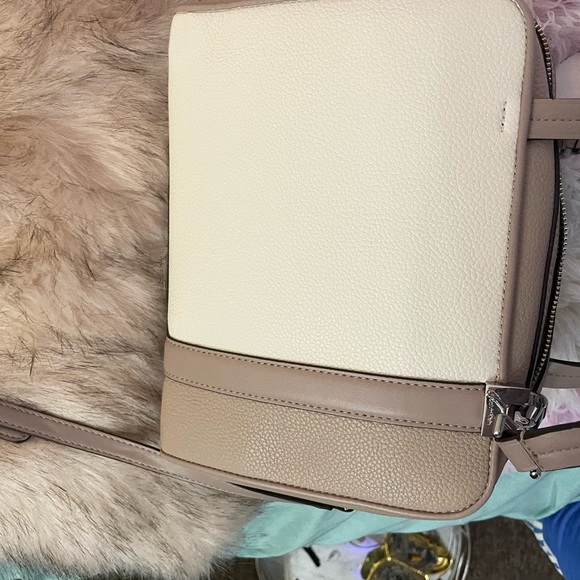 Calvin Klein brand new - Picture 2 of 4